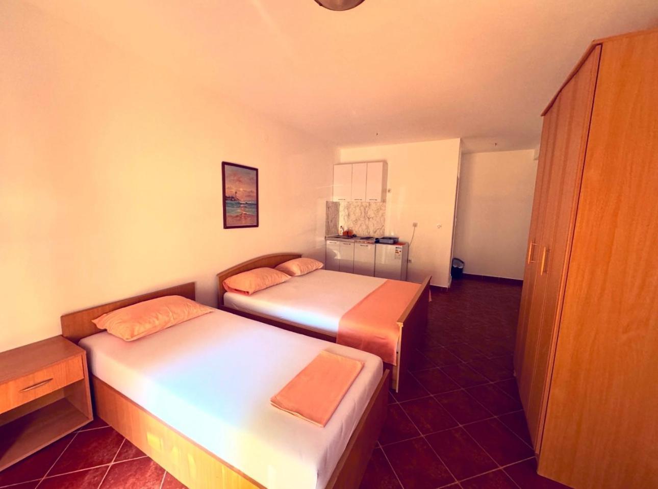 Guesthouse Mb Knezevic بودفا المظهر الخارجي الصورة