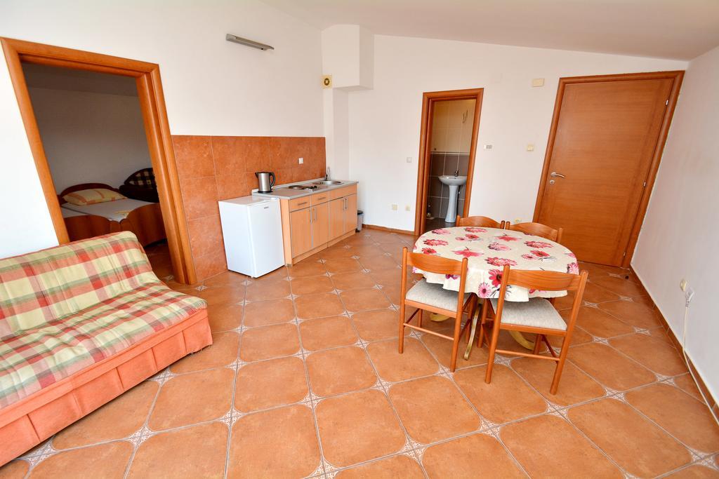 Guesthouse Mb Knezevic بودفا المظهر الخارجي الصورة